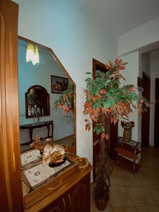 Charming Flat Getaway *